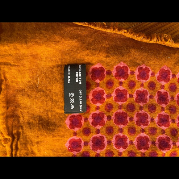 Marc Jacobs scarf - Picture 3 of 3